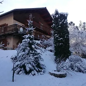 Les Ormes Bed & Breakfast