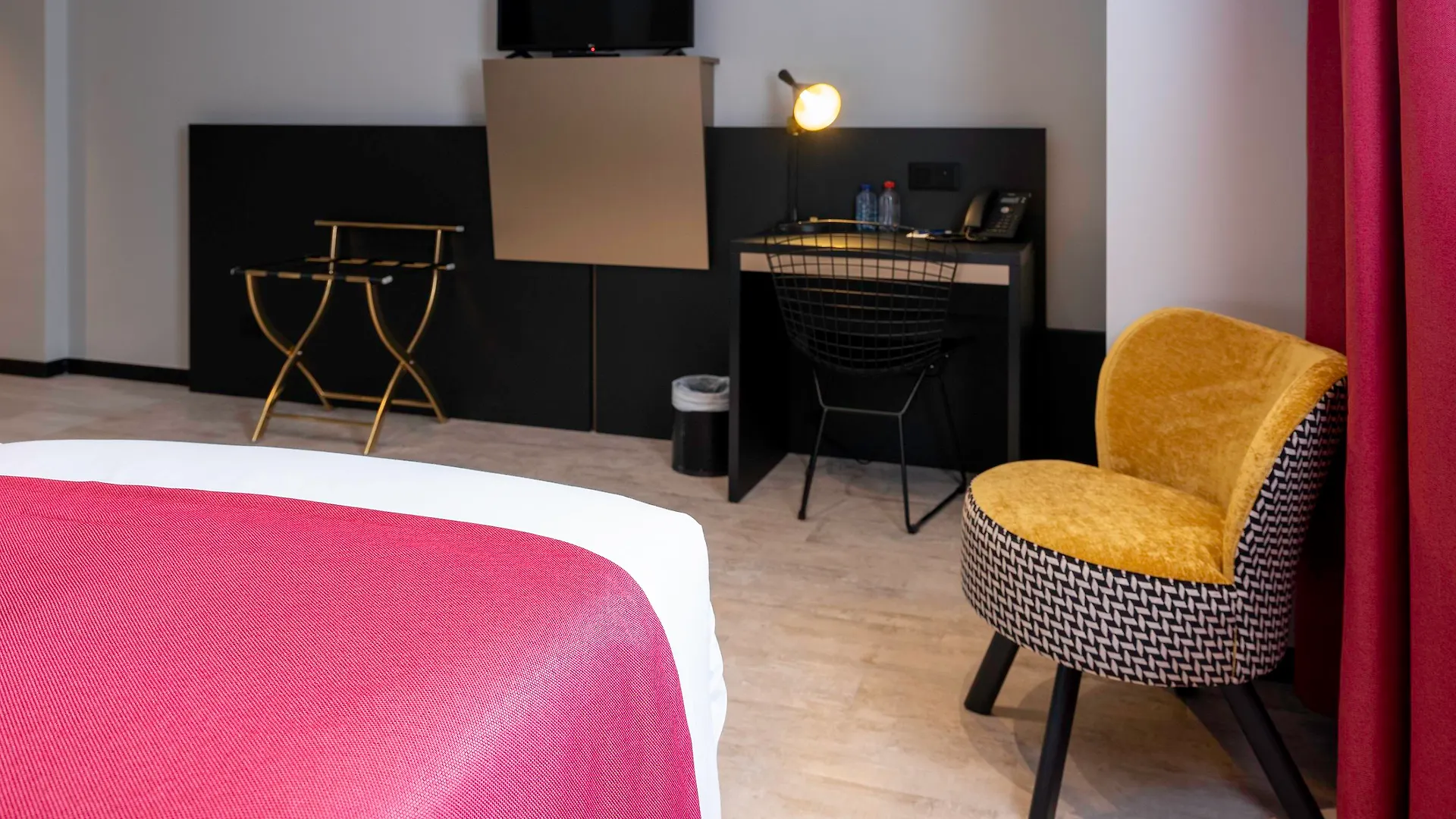 Amory Hotel By Hyllit Antwerp